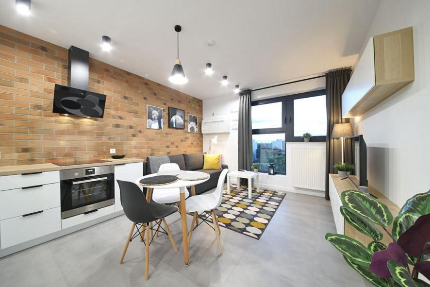 Apartments Wroclaw! Urocze Studio! ภายนอก รูปภาพ